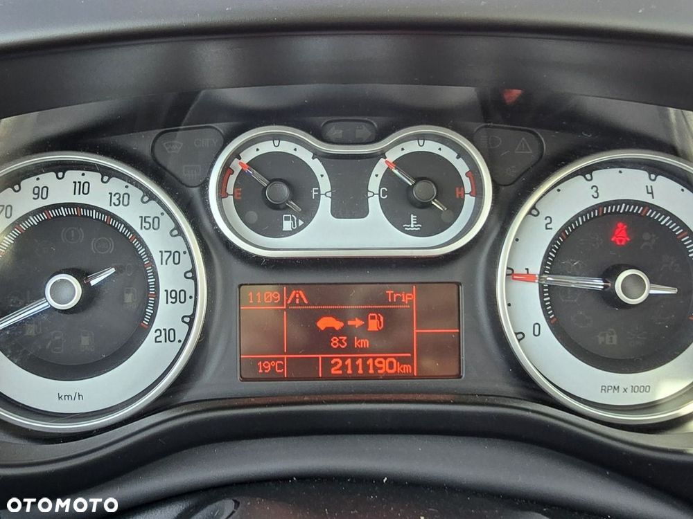 Fiat 500L - 27