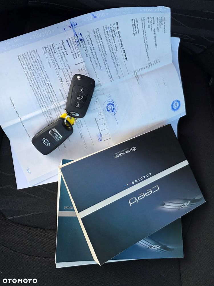 Kia Ceed 1.4 CVVT Fifa World Cup Edition - 27