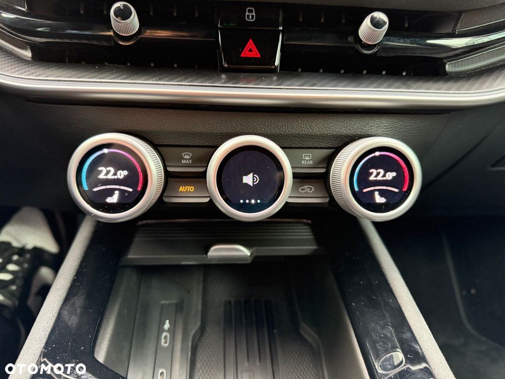 Skoda Superb 2.0 TSI Sportline DSG - 32