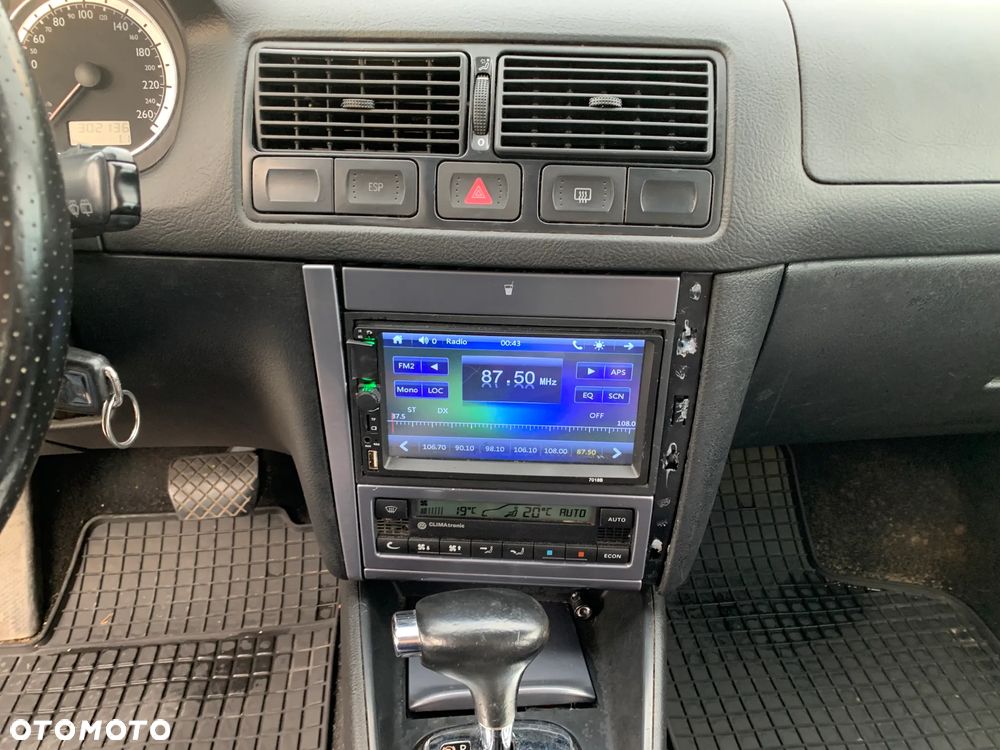 Volkswagen Golf IV 1.9 TDI Comfortline Tiptr - 22