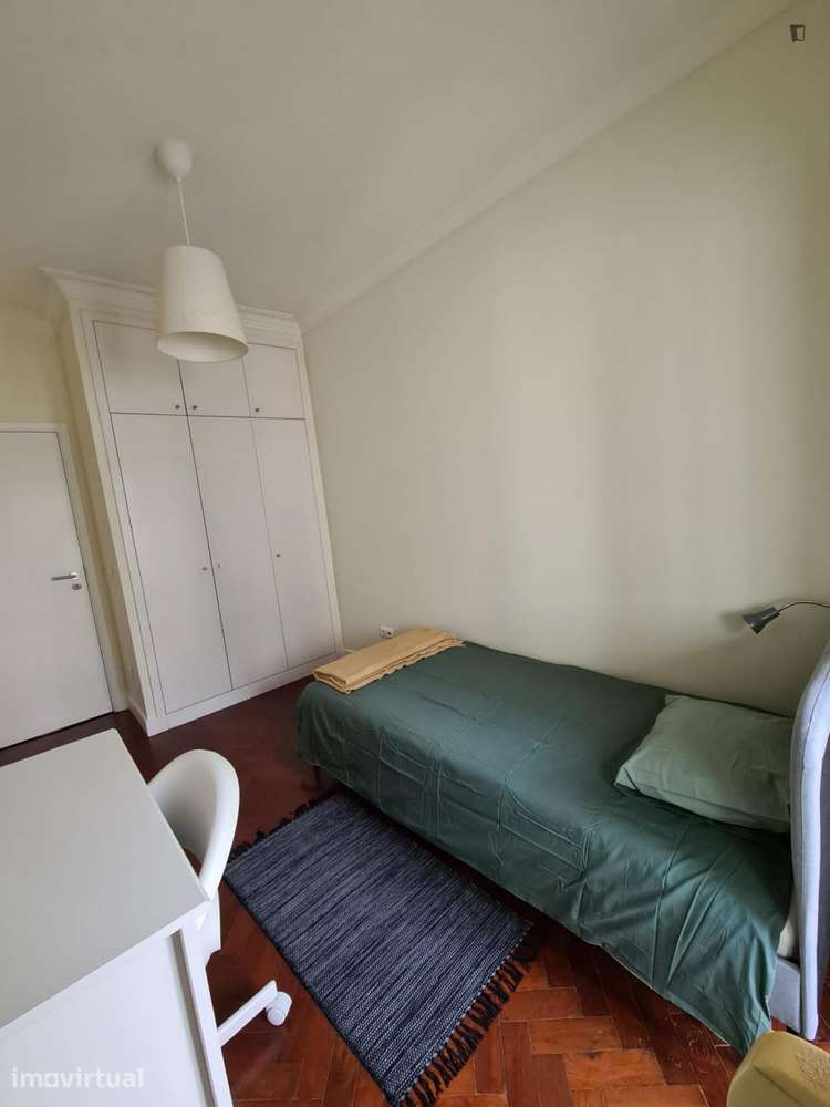 Quarto - localizado em Penha de França Lisbon - Grande imagem: 2/13