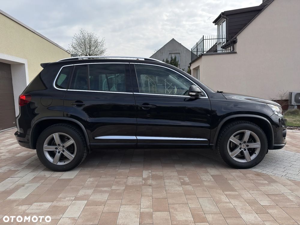 Volkswagen Tiguan 2.0 TDI 4Mot Perfectline R-Style DSG - 6