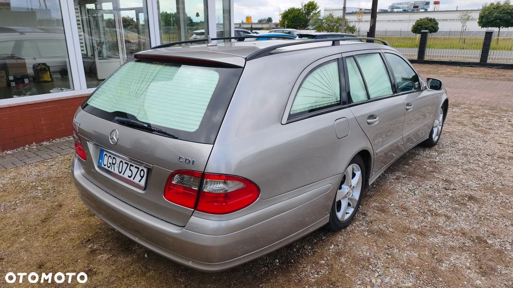 Mercedes-Benz Klasa E - 9