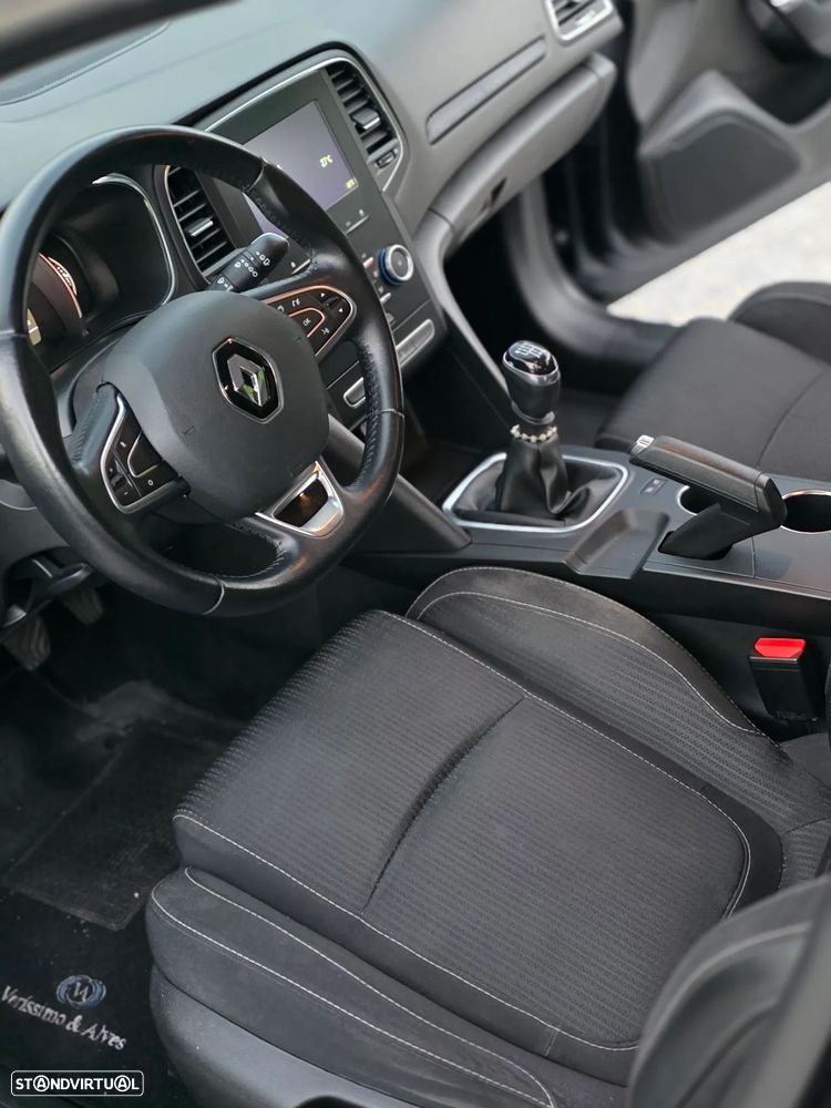 Renault Mégane ENERGY dCi 110 Start & Stop LIMITED - 18