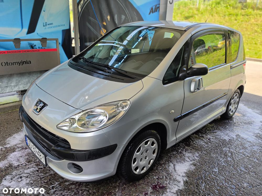 Peugeot 1007 - 1