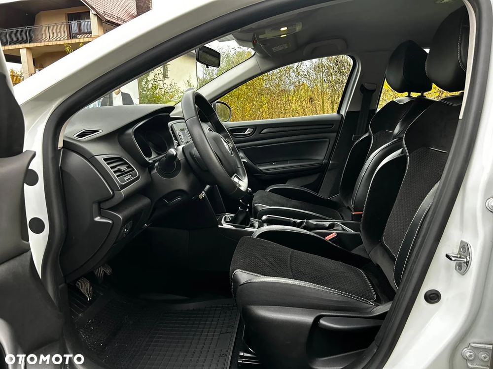 Renault Megane 1.5 Blue dCi Life - 15