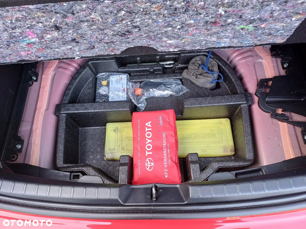 Toyota Yaris - 21