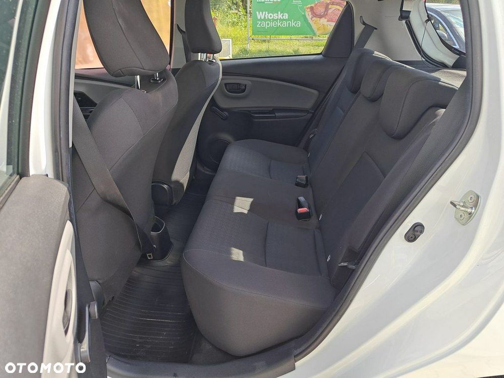 Toyota Yaris - 13