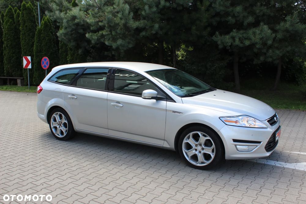 Ford Mondeo 2.0 TDCi Ghia - 12