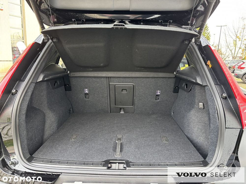 Volvo XC 40 - 24