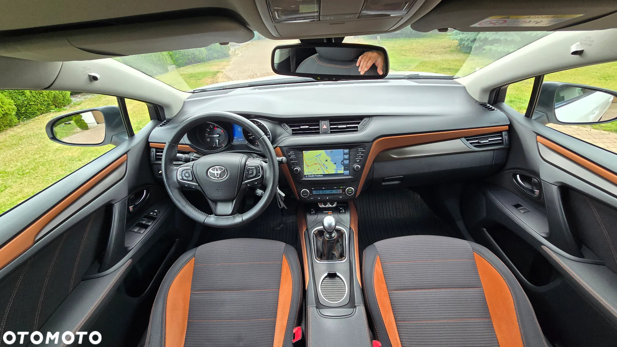 Toyota Avensis - 27