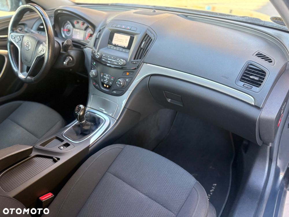 Opel Insignia - 11