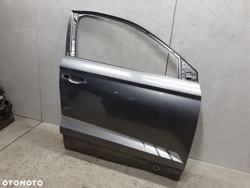 DRZWI PRZEDNIE PRZÓD PRAWE SEAT ATECA 575 2016-> - 2