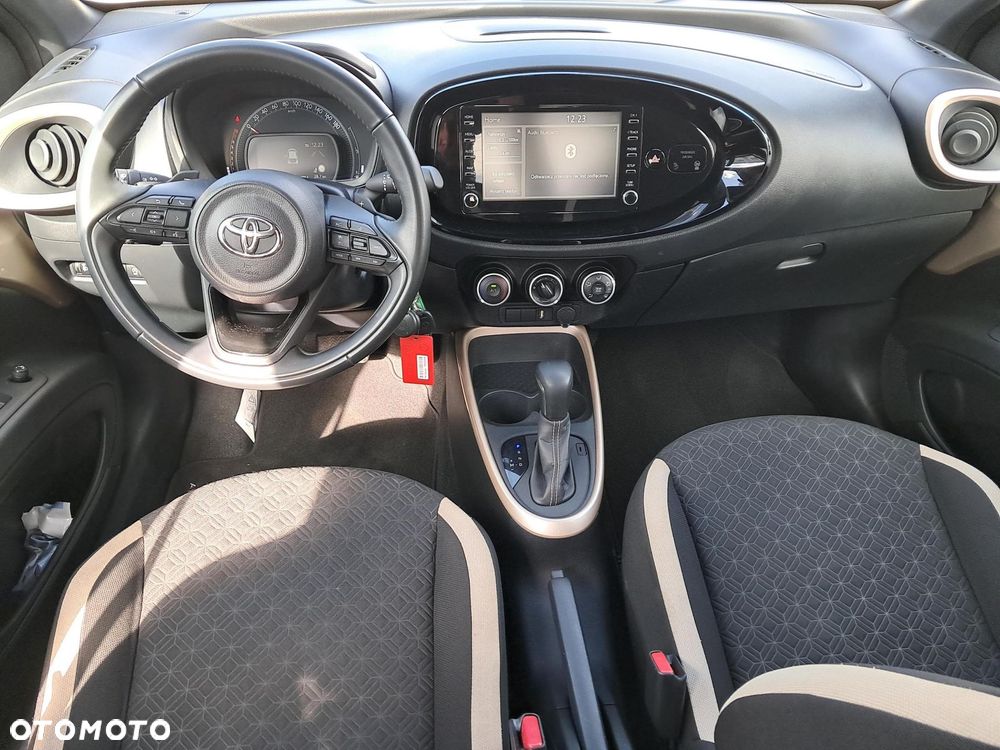 Toyota Aygo X 1.0 VVT-i Style CVT - 12