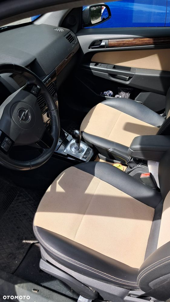 Opel Astra 1.6 Cosmo EasyTronic - 8