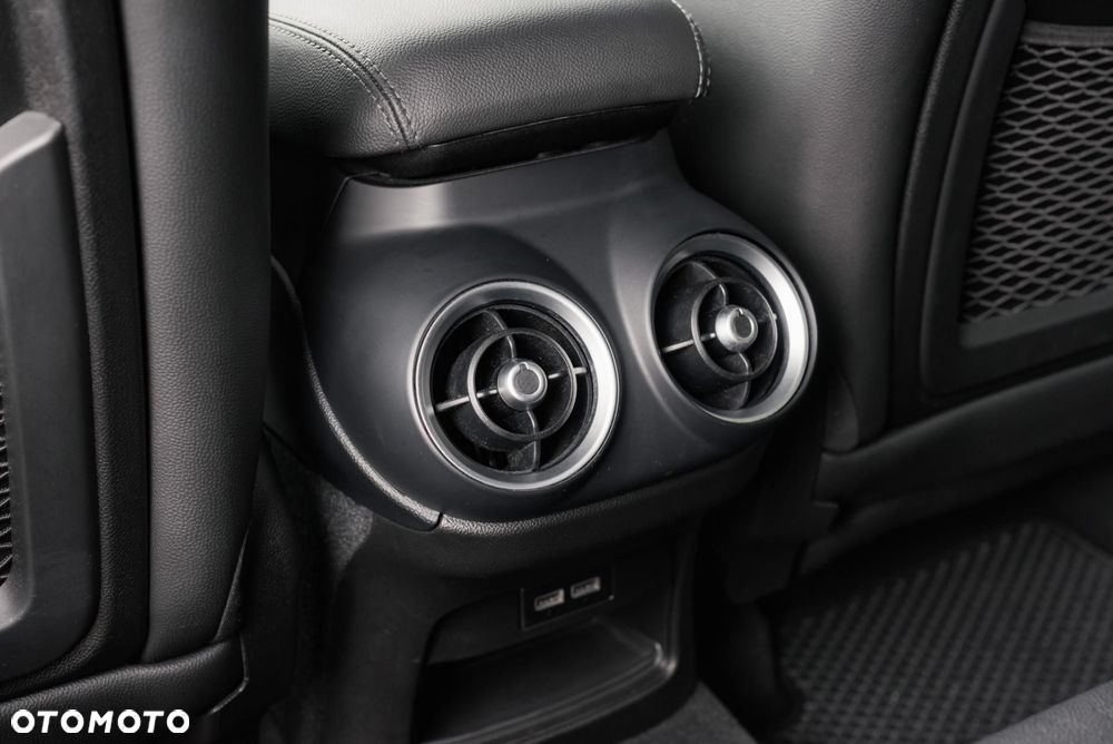 Alfa Romeo Stelvio 2.0 Turbo Veloce Q4 - 35