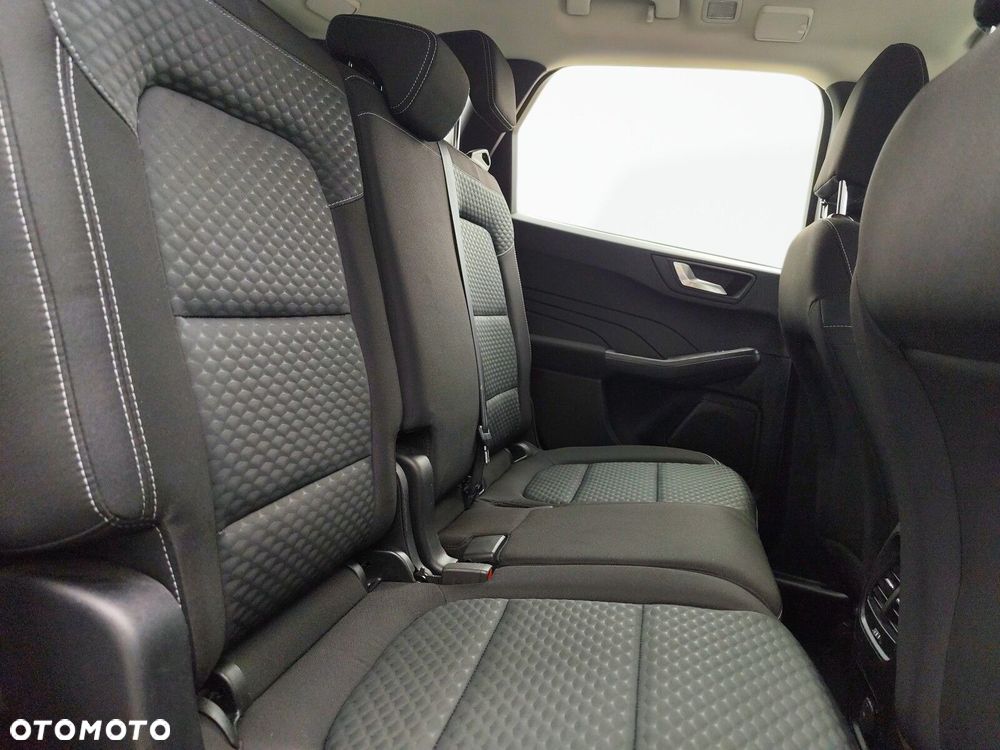 Ford Kuga - 17