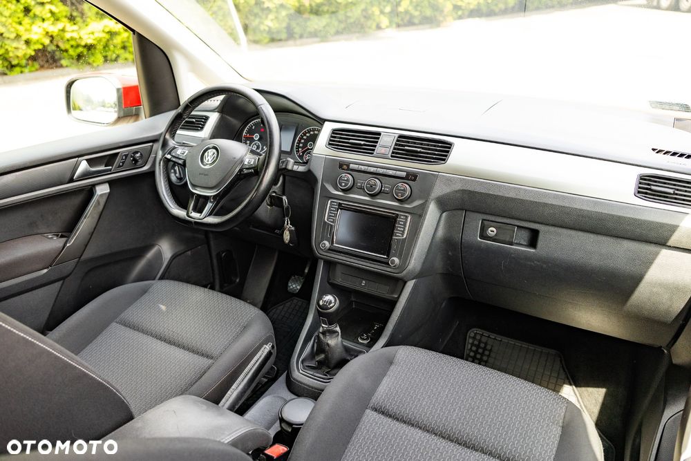 Volkswagen Caddy - 28