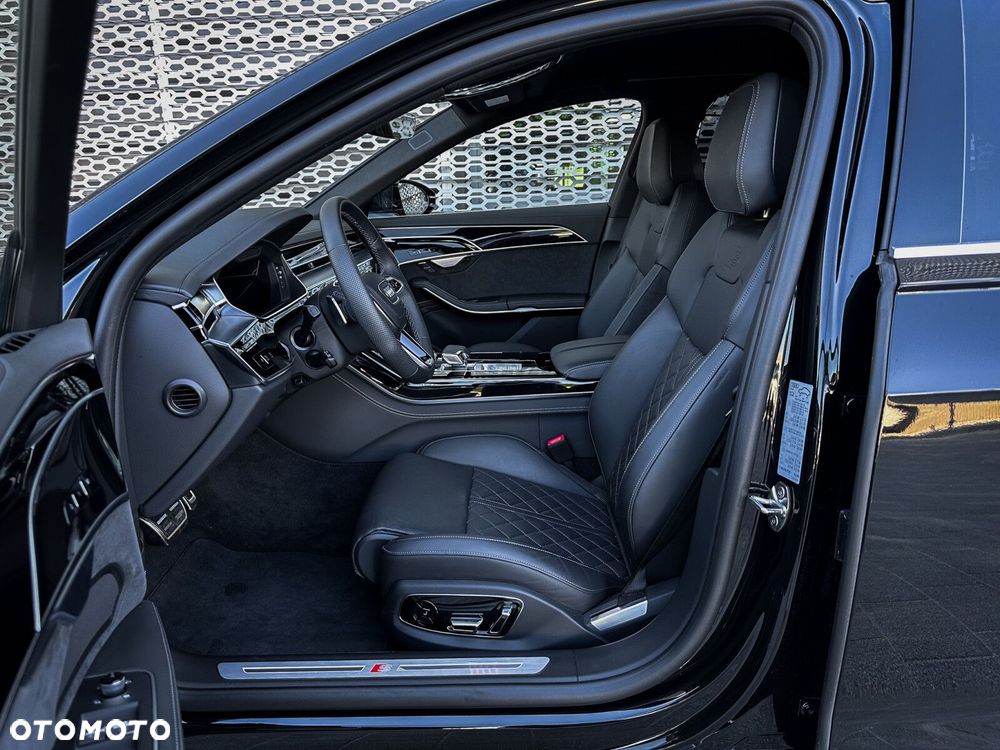 Audi A8 - 18