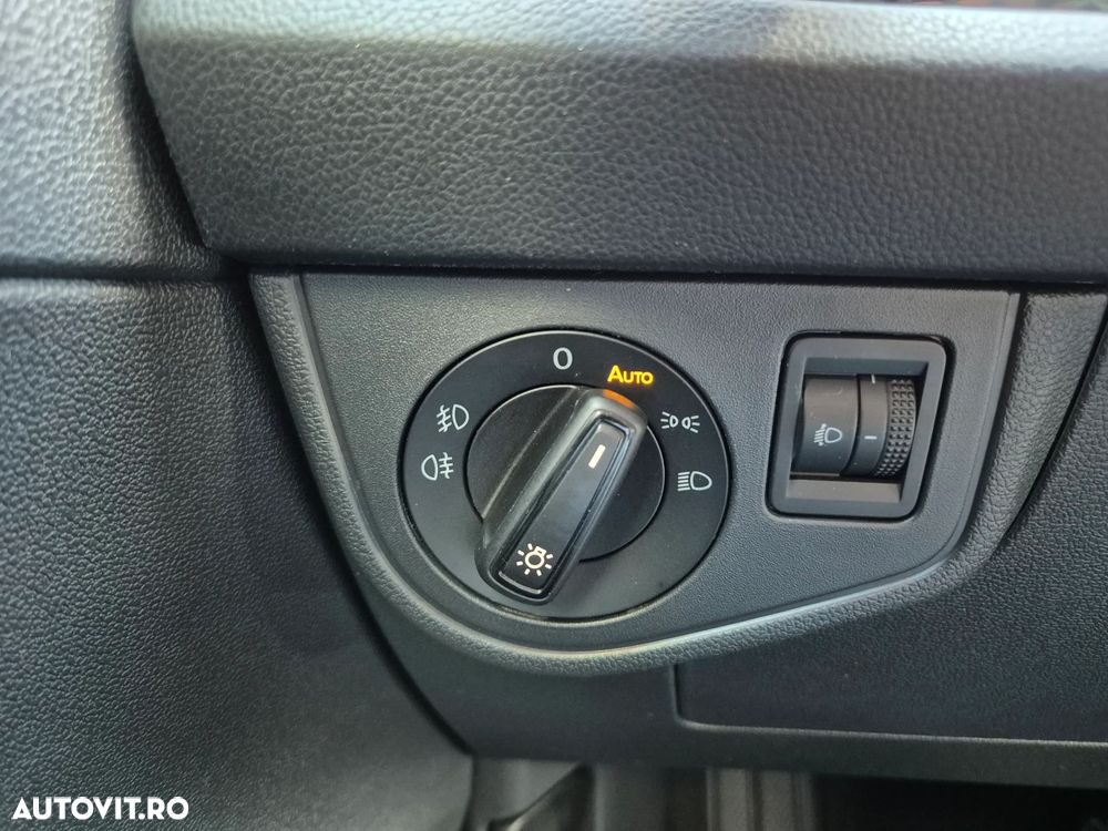 Volkswagen Taigo 1.0 TSI DSG Life - 29