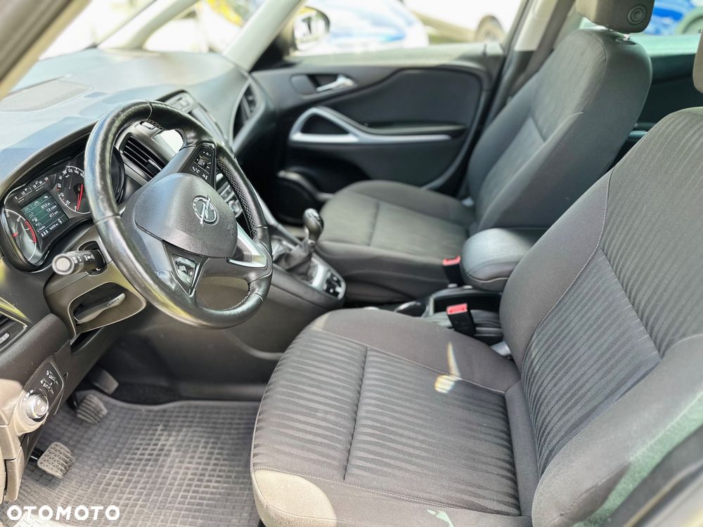 Opel Zafira 1.4 Turbo Innovation - 26