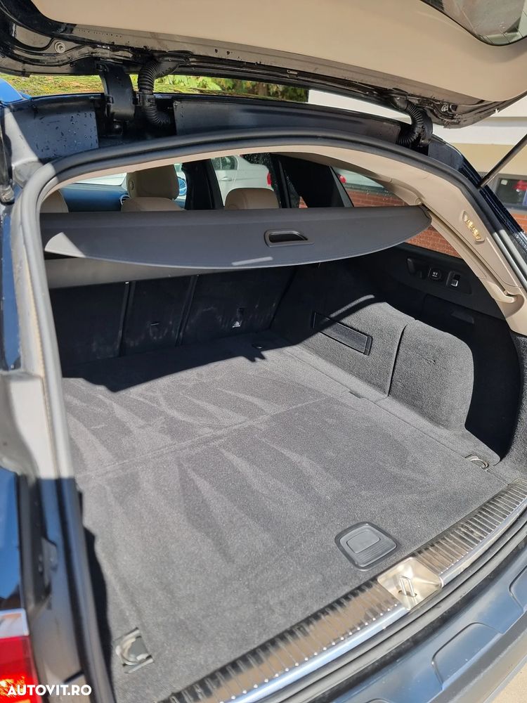 Mercedes-Benz E 220 d T-Modell 4MATIC Aut - 6