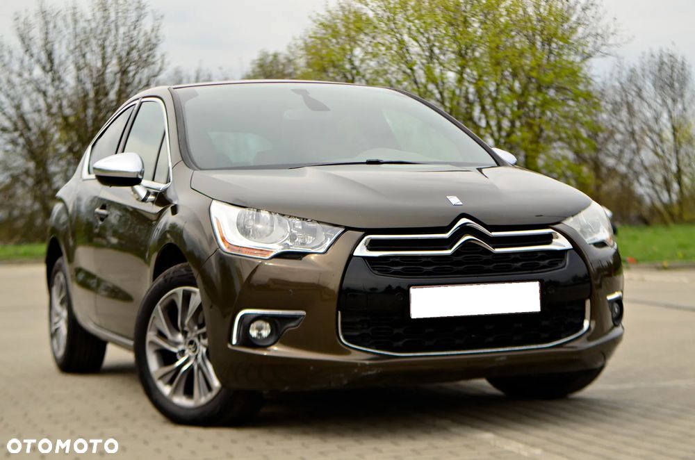 Citroën DS4 e-HDi 115 SoChic - 15