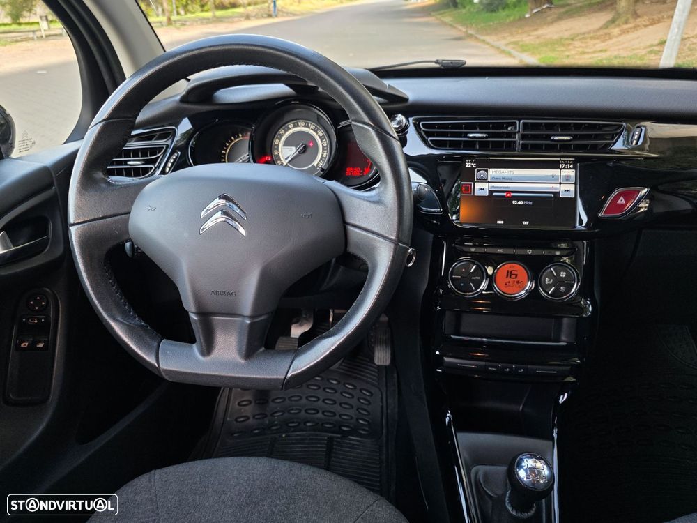 Citroën C3 1.2 PureTech Collection - 25