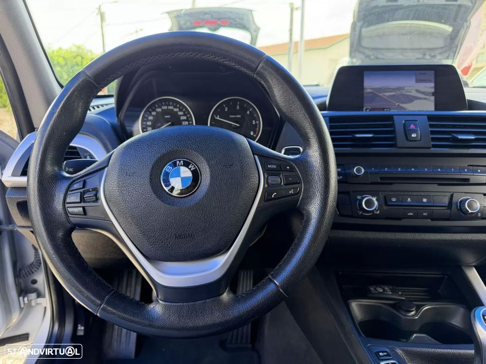 BMW 116 d EDynamics Line Urban - 12