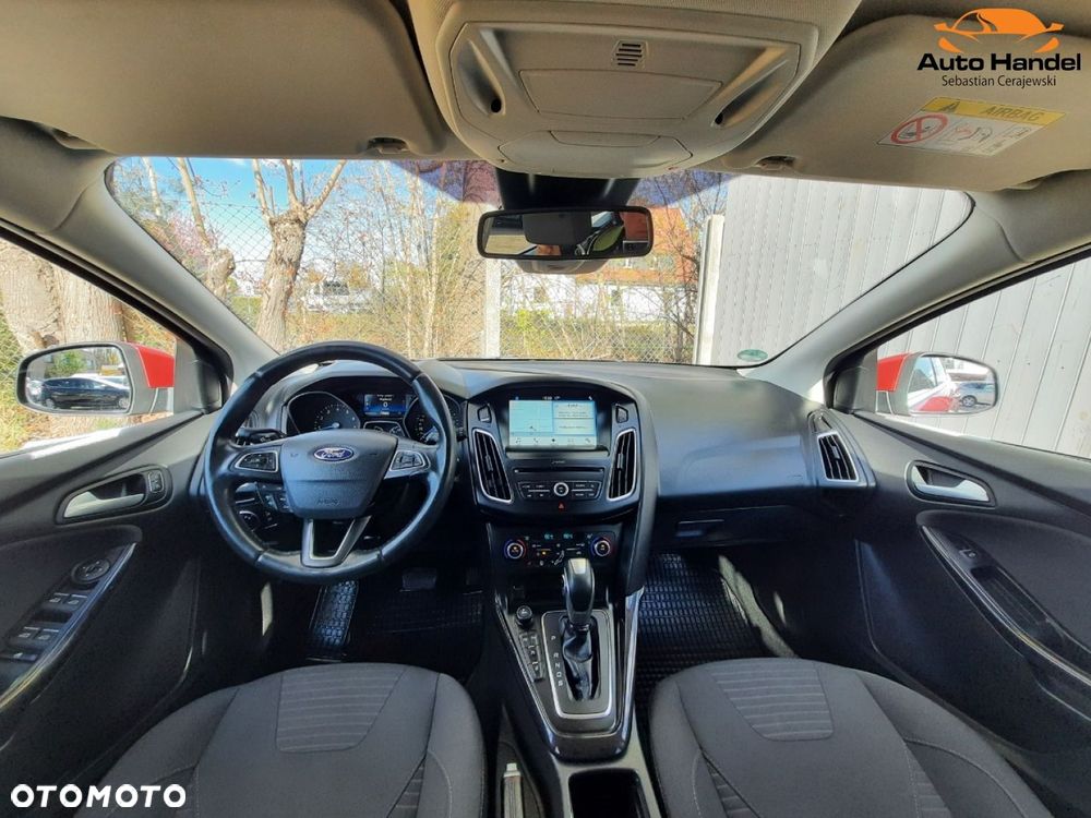 Ford Focus 1.5 EcoBoost STart-Stopp-System TITANIUM - 6