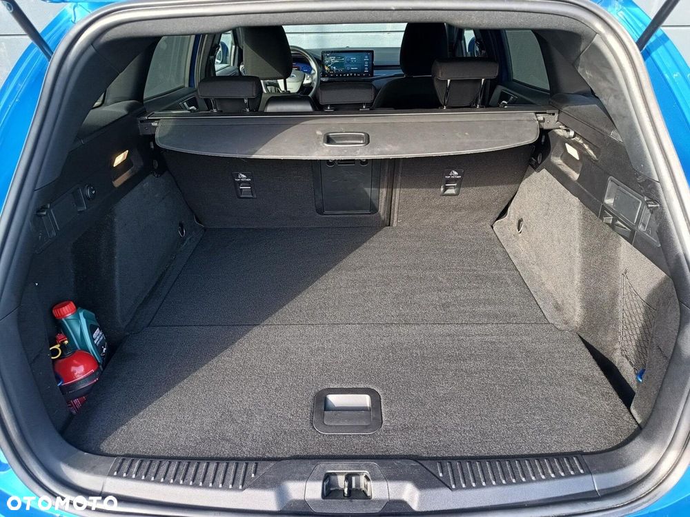 Ford Focus 1.0 EcoBoost mHEV ST-Line - 9