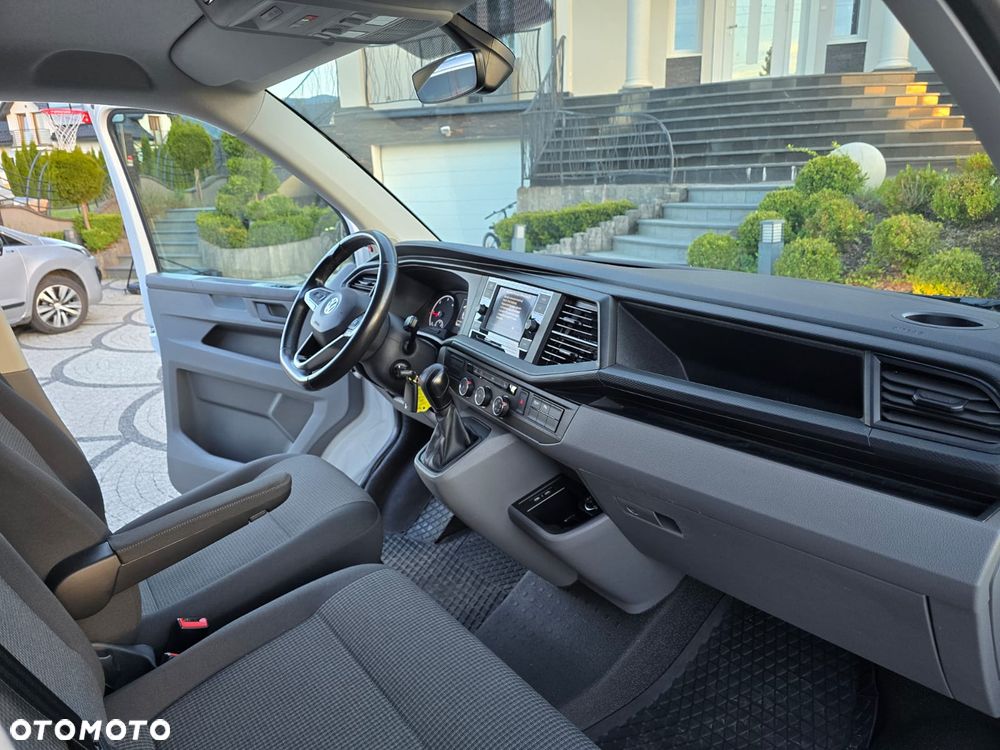 Volkswagen Transporter - 12