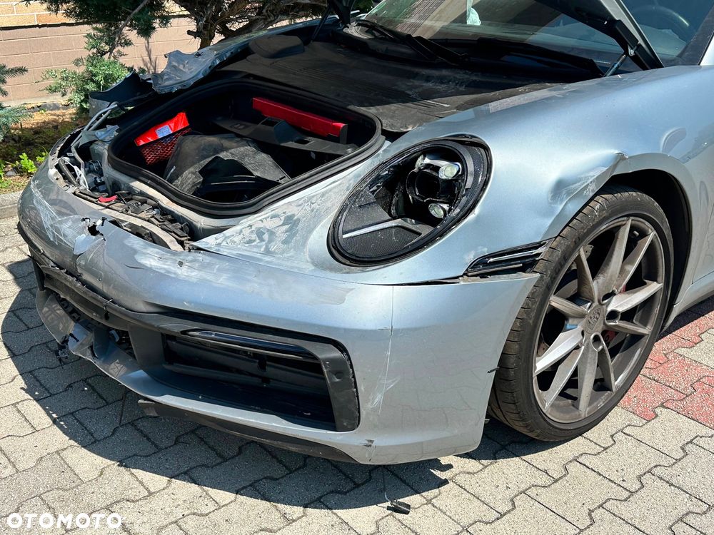 Porsche 911 Carrera 4S PDK - 4