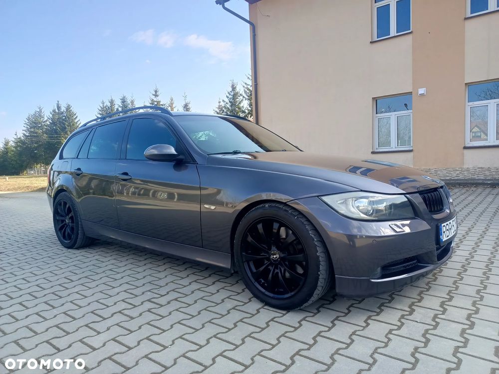 BMW Seria 3 320d DPF - 3