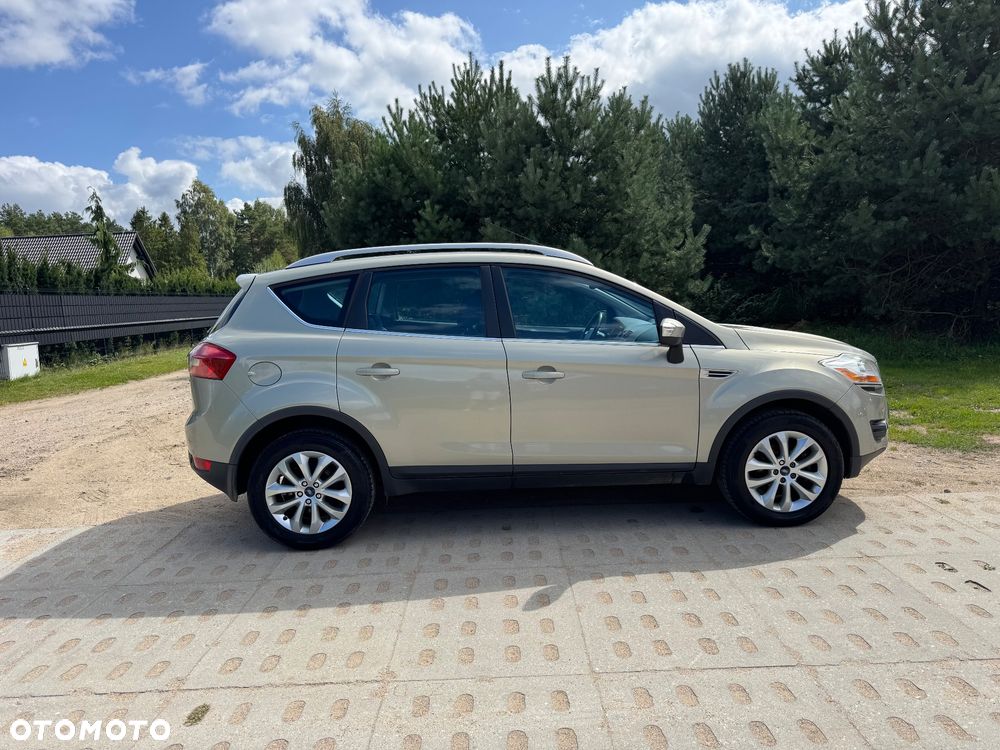 Ford Kuga 2.0 TDCi Titanium FWD - 4