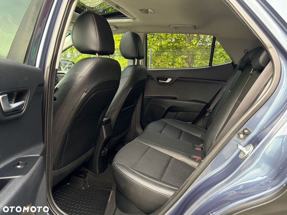 Kia Stonic 1.6 CRDi Platinum Edition - 26