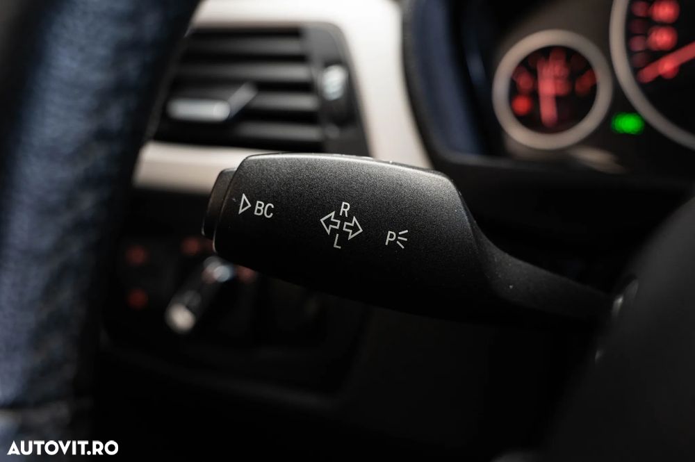 BMW Seria 3 320d Sport-Aut. - 21