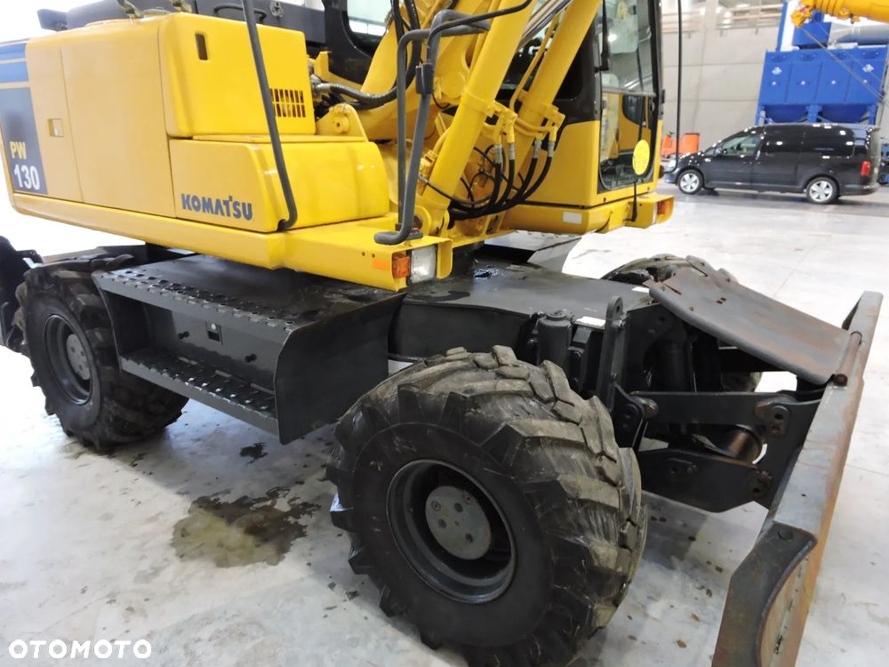 Komatsu PW130 - 28