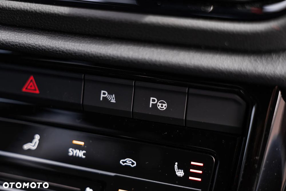 Volkswagen T-Roc 1.5 TSI Final Edition DSG - 33