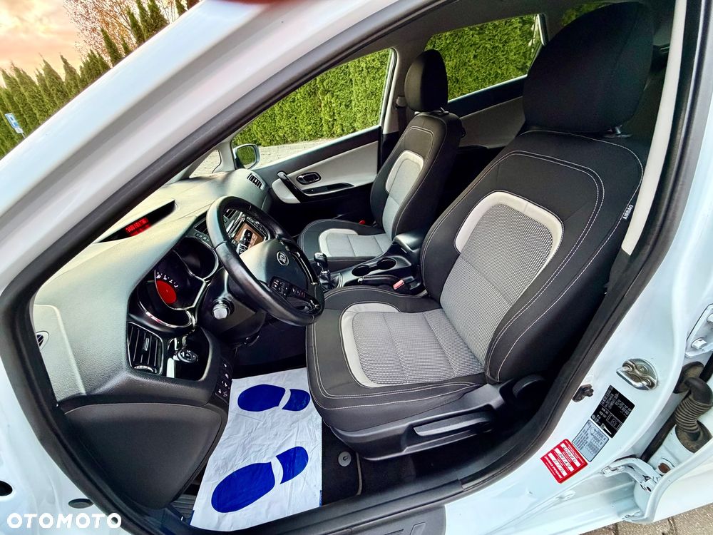 Kia Ceed - 29