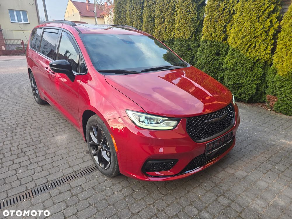 Chrysler Pacifica - 3