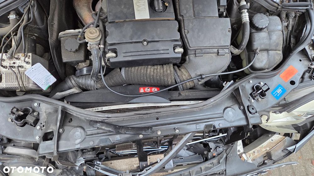 Mercedes-Benz Klasa E 200 Kompressor Classic Sport Edition - 9