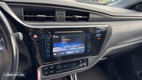 Toyota Auris Touring Sports 1.4 D-4D Comfort - 6