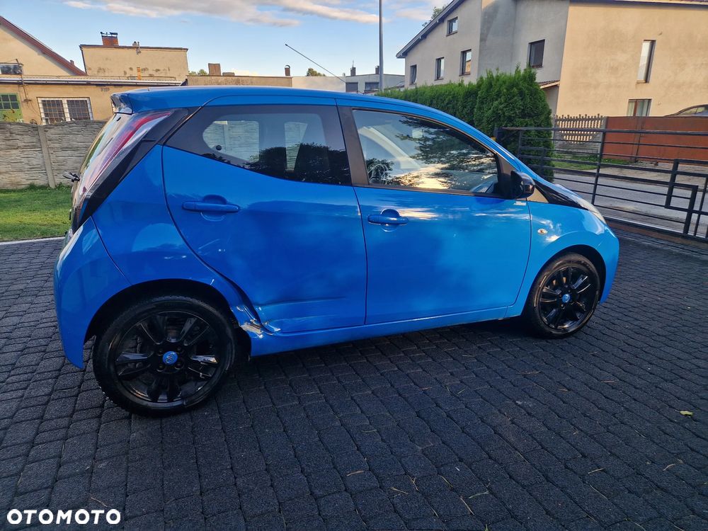 Toyota Aygo x-cite - 6