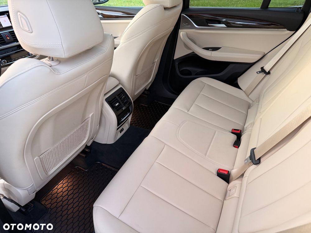 BMW X3 xDrive30i xLine - 10