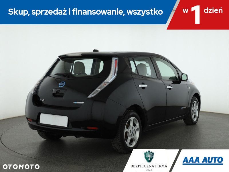 Nissan Leaf - 7