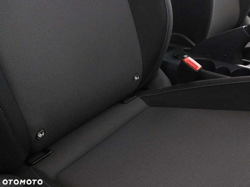 Skoda Fabia 1.0 TSI Ambition - 37