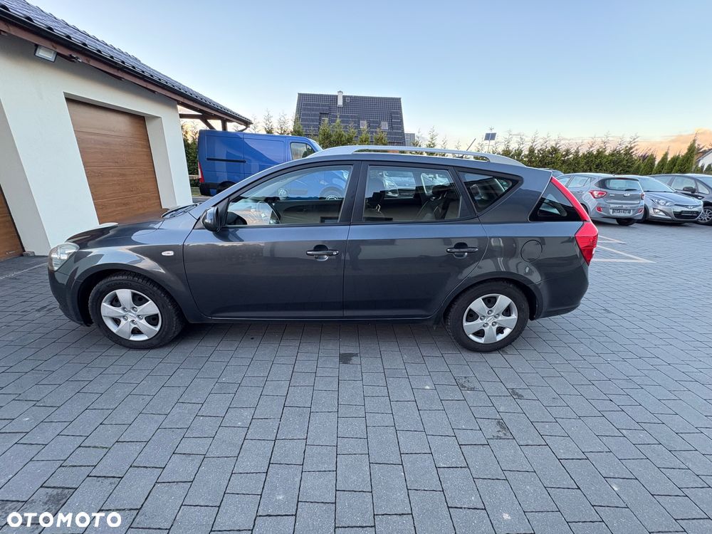 Kia Ceed 1.4 CVVT SW LX - 6