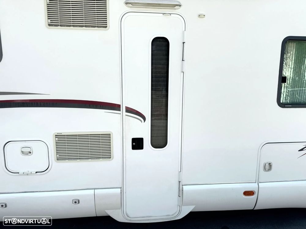 Rapido Serie 90dF 9090F 2.3JTD - 10