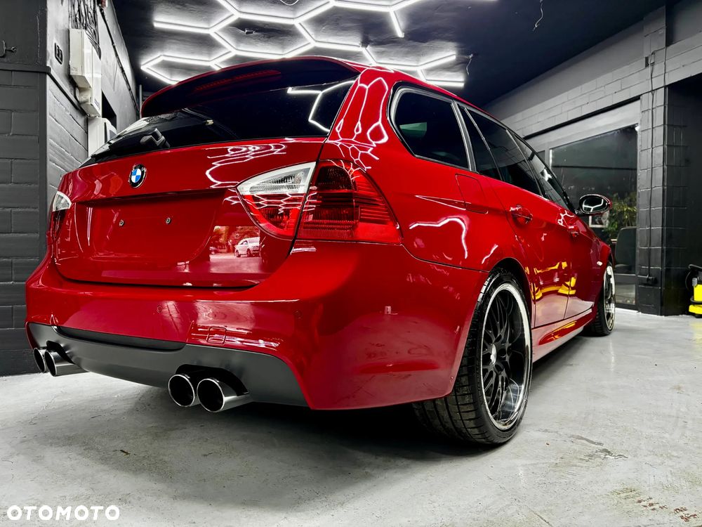 BMW Seria 3 335xi - 3